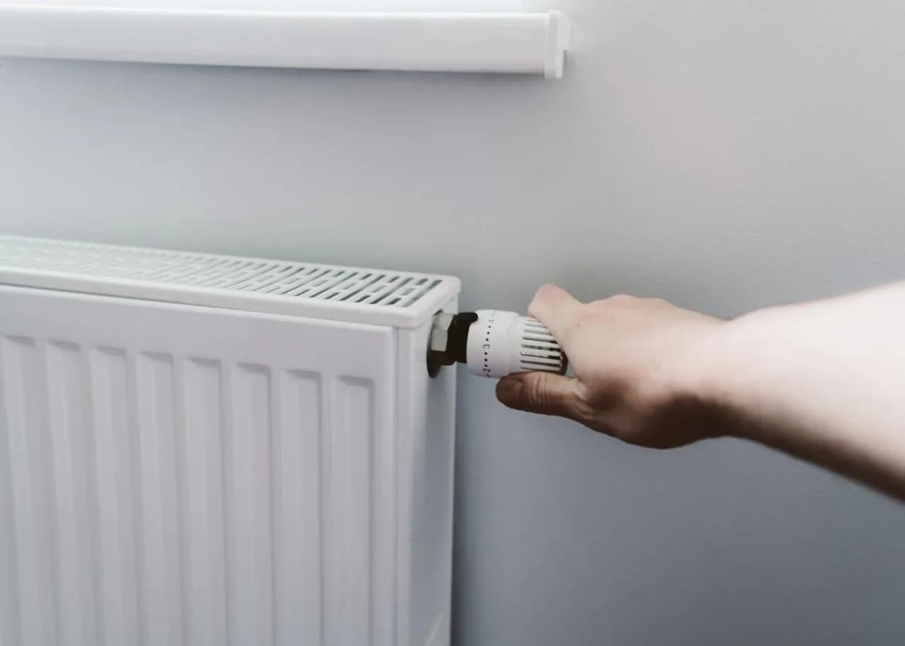 Czy wyłączać piec gazowy na noc? Eksperci odpowiadają